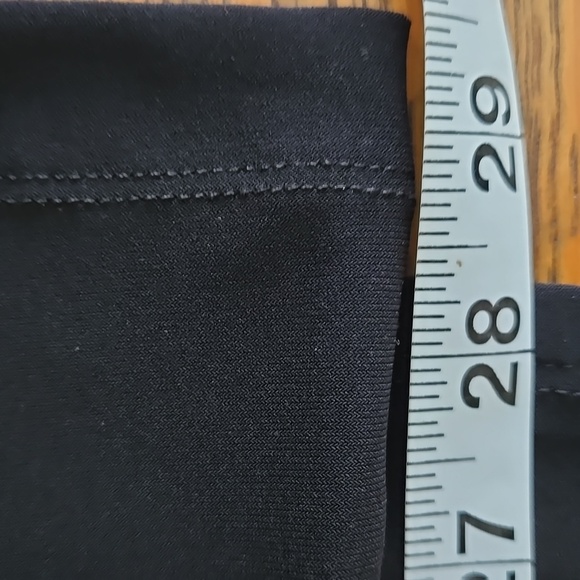 WHITE HOUSE BLACK MARKET EMBROIDERED FLORAL BLACK OFF WHITE JERSEY HALTER TOP XS - Picture 15 of 15